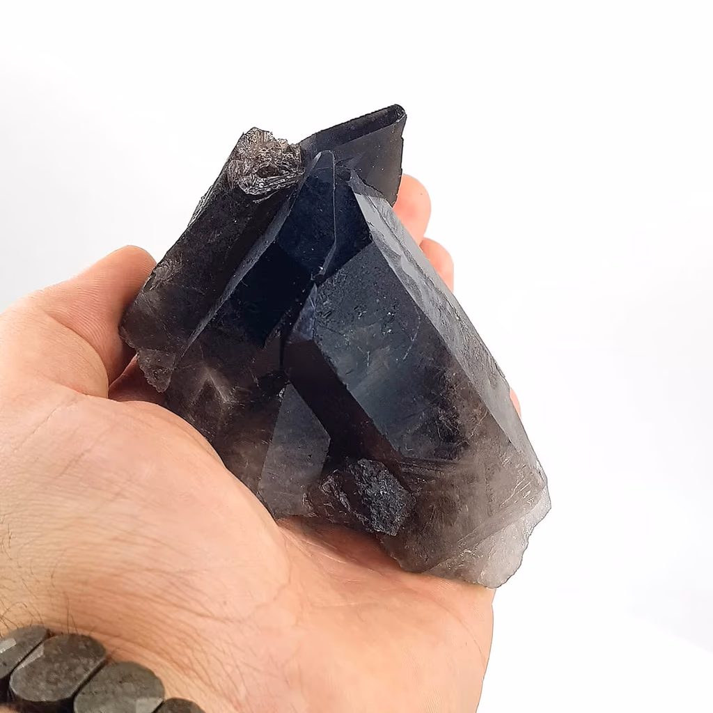 Morion Dumanlı Kuvars Ham Taş İncele ve Satın Al Morion Dumanlı Kuvars Ham Taş - Orijinal Doğal Taş ve Şifa Kristali Görsel 1