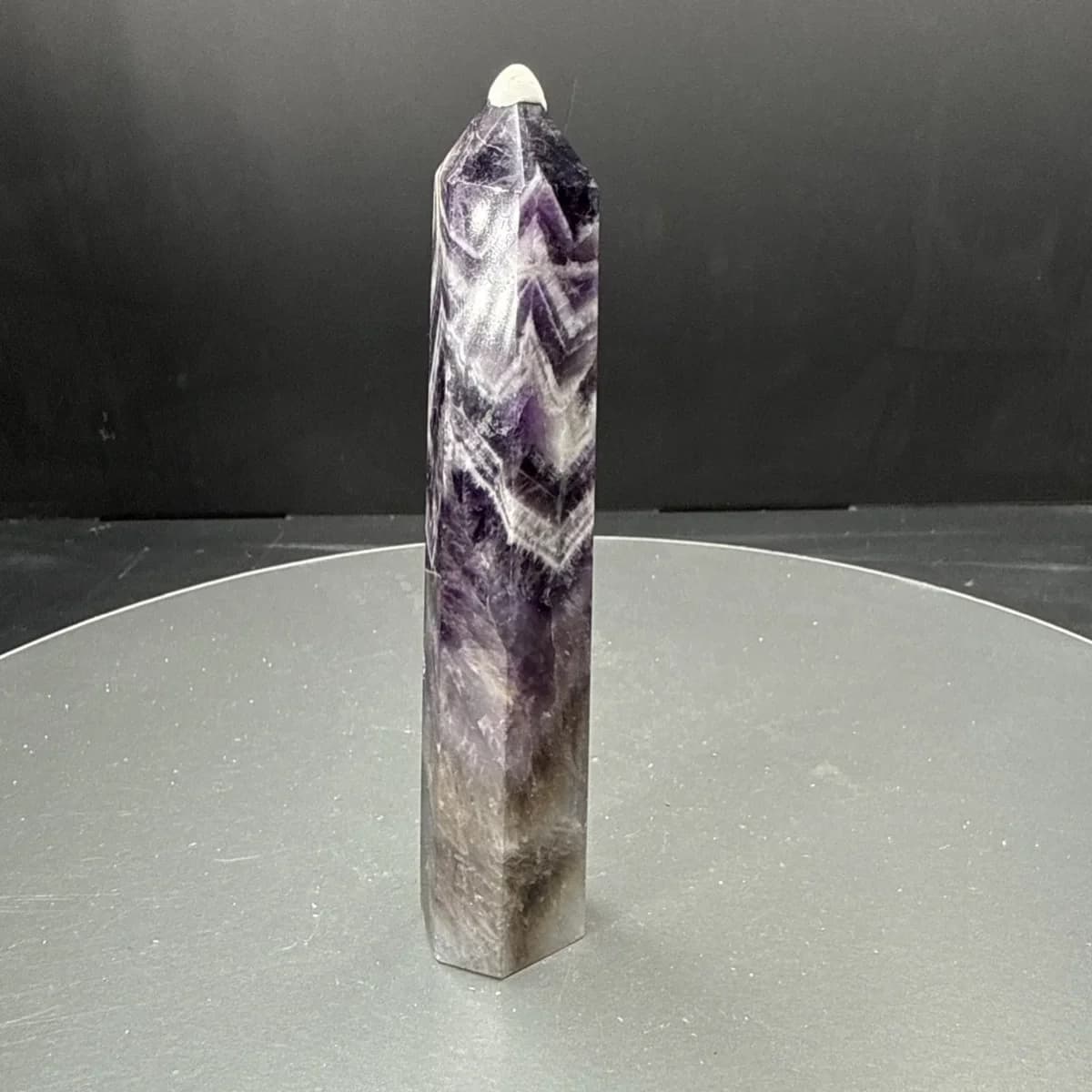 Ametist Obelisk
