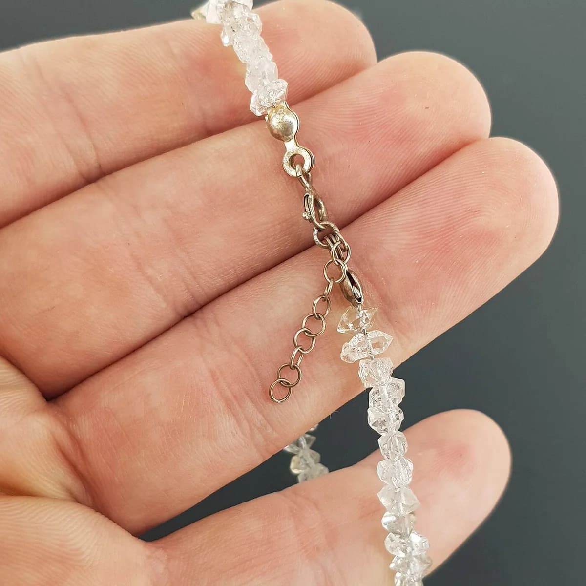 Herkimer Kuvars Çift Uçlu Doğal (Gümüş) Orijinal Kristal Detay Görseli 2