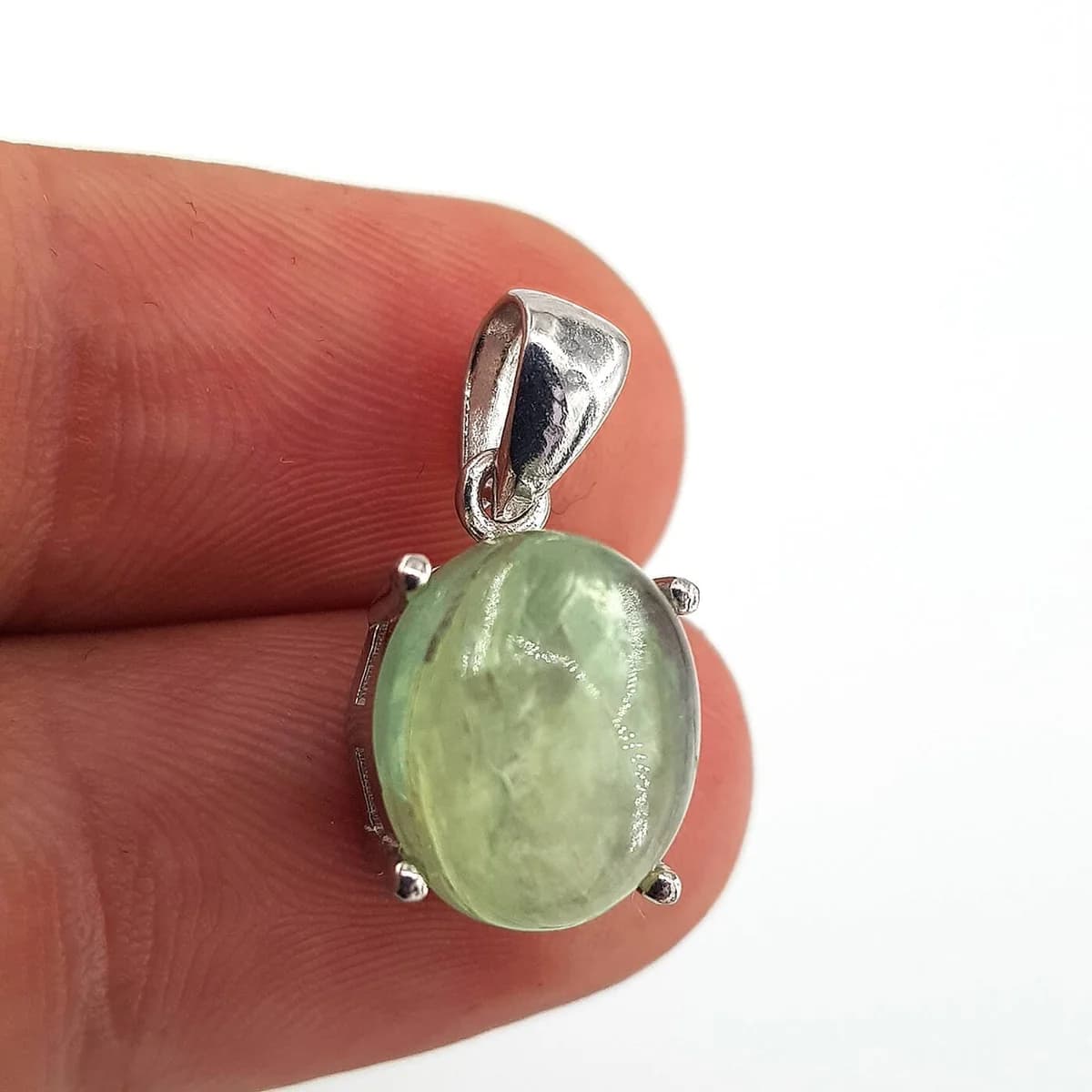 Prehnite Kolye Ucu (Gümüş) Orijinal Kristal Detay Görseli 2