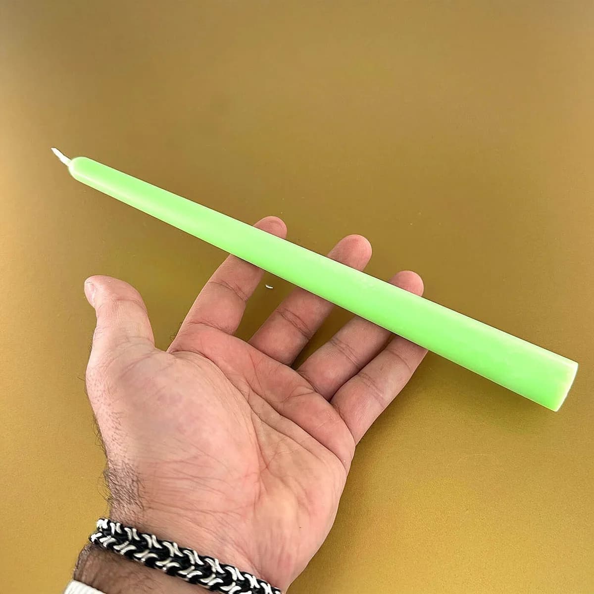 Premium Esanslı Şamdan Mum Neon Yeşil Orijinal Kristal Detay Görseli 2