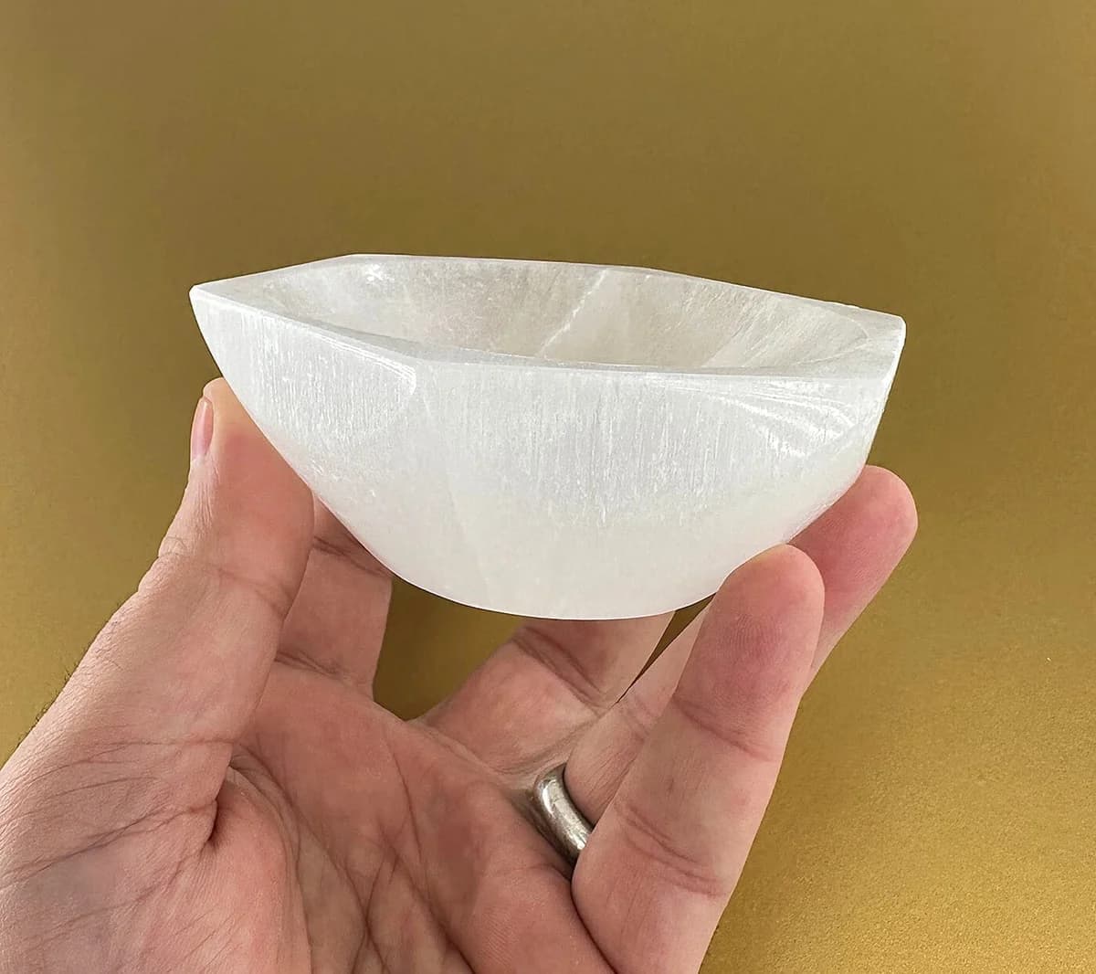 Selenit Kase Altıgen 9 cm Orijinal Kristal Detay Görseli 4