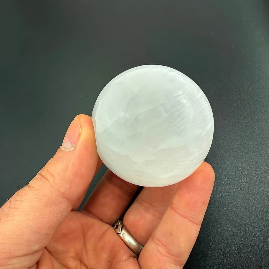 Selenit Küre 6mm - Orijinal Doğal Taş ve Şifa Kristali Görsel 1