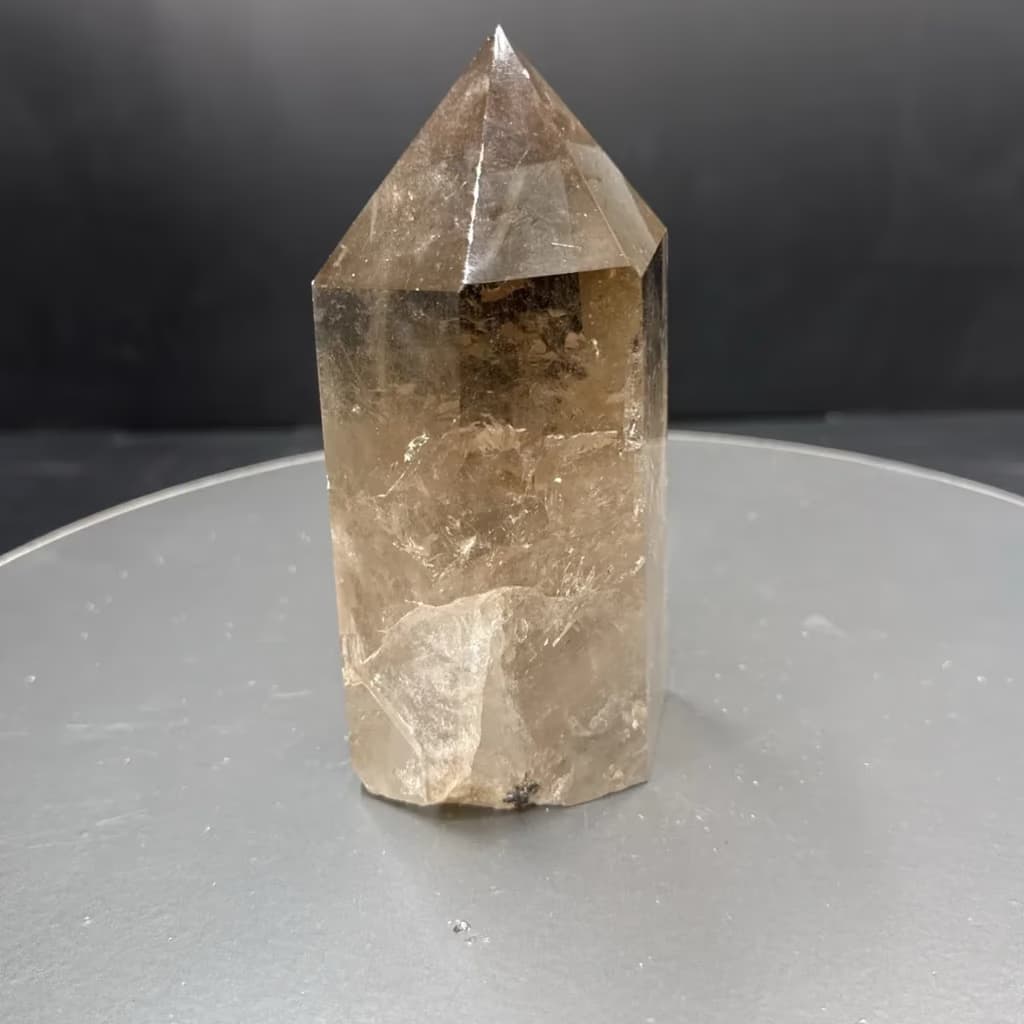 Dumanlı Kuvars Obelisk İncele ve Satın Al Dumanlı Kuvars Obelisk - Orijinal Doğal Taş ve Şifa Kristali Görsel 1