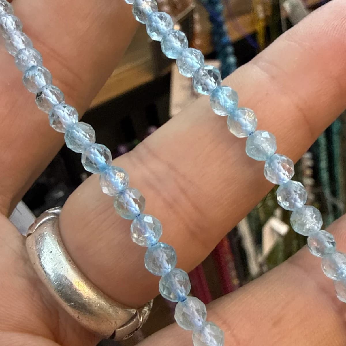 Topaz Faset Dizi 4 mm