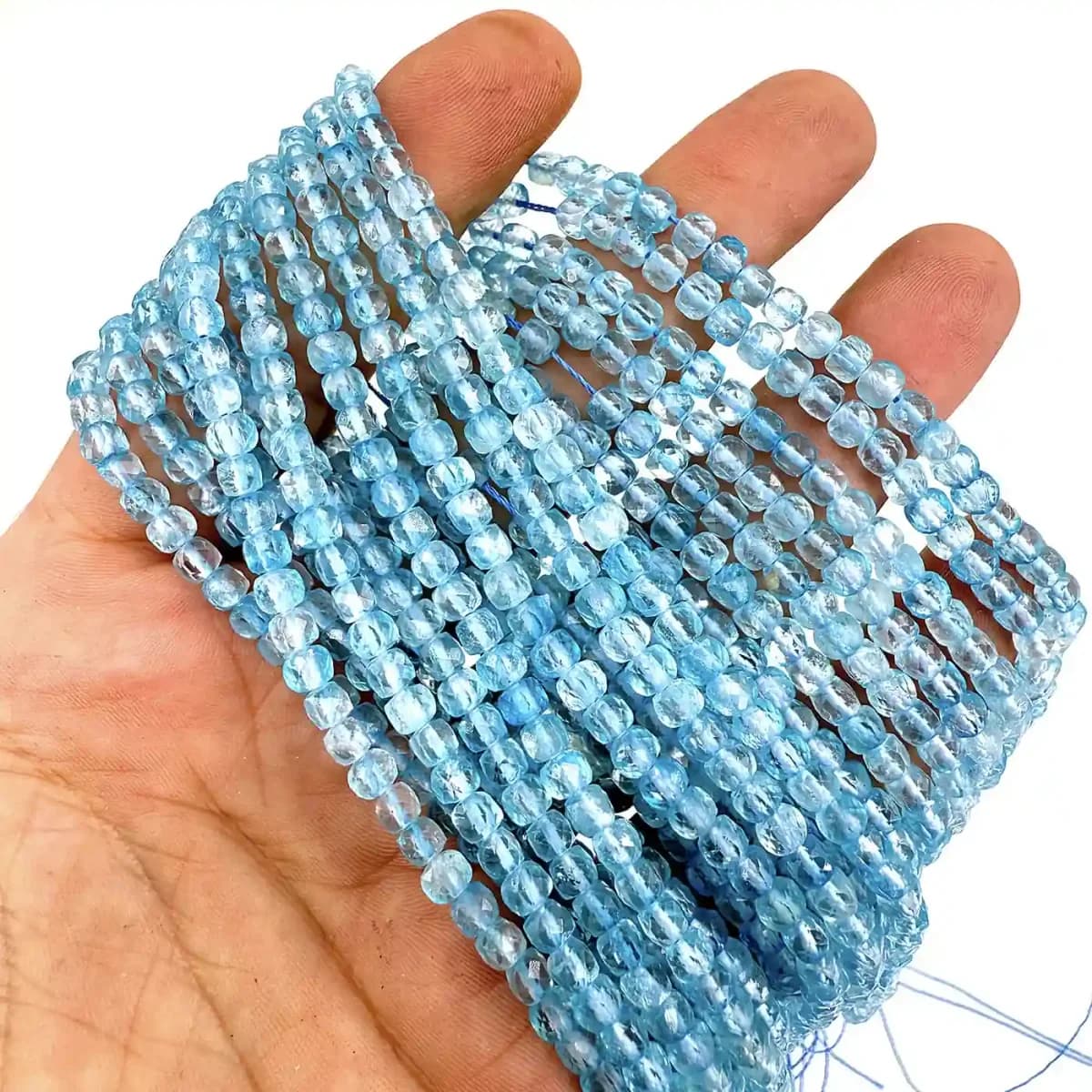 Topaz Küp Dizi 4 mm