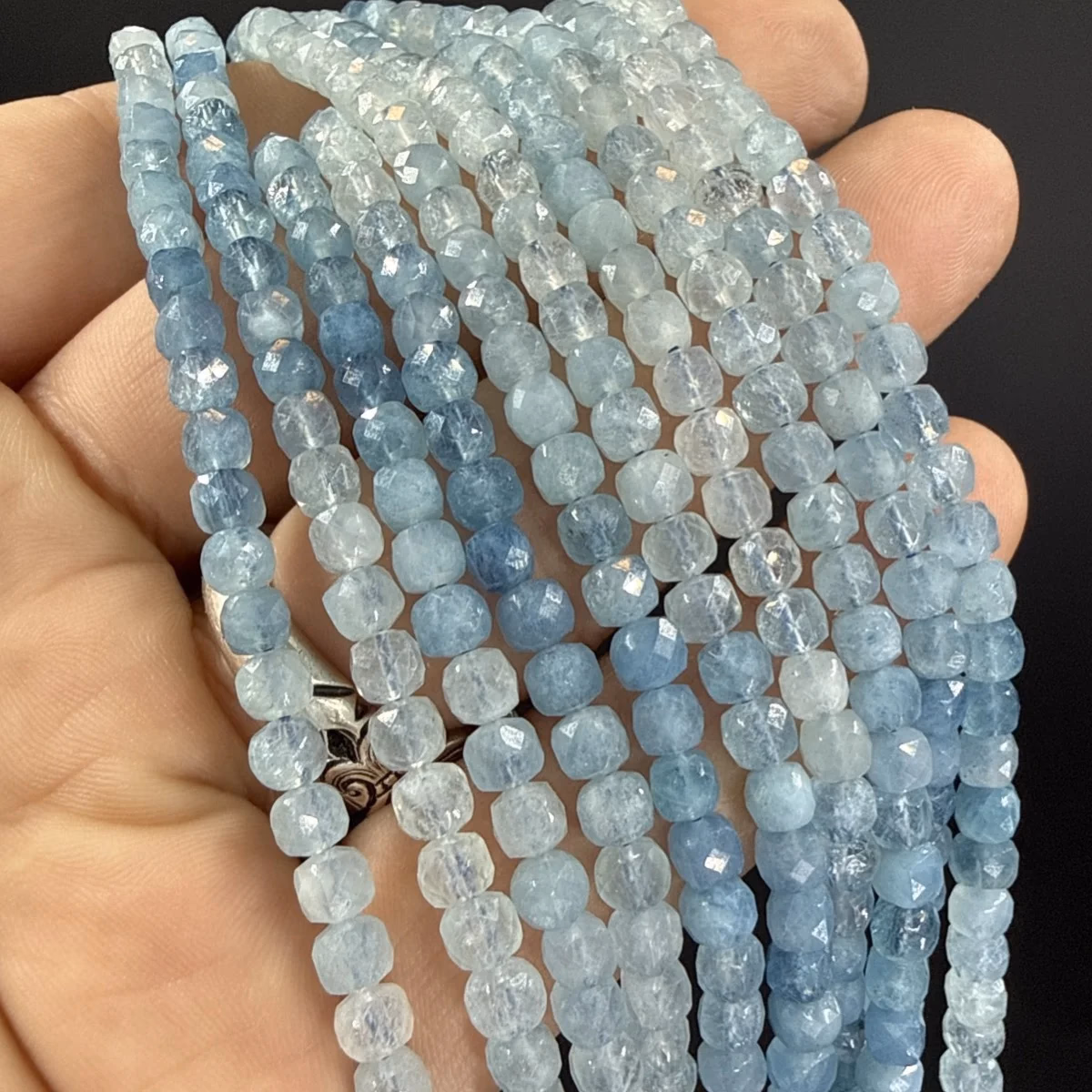 Akuamarin Küp Dizi 4 mm