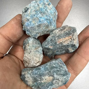 Blue Apatit Ham Taş - Orijinal Şifalı Kristal - Görsel 1