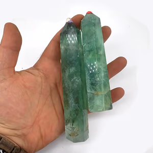 Florit Obelisk Yeşil - Orijinal Şifalı Kristal - Görsel 1