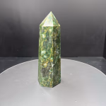 Fuksit Obelisk Orijinal Kristal Detay Görseli 1