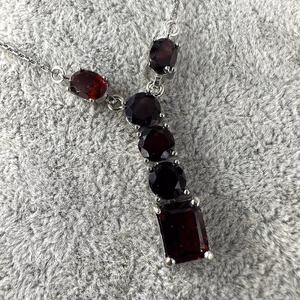 Garnet Almandin Kolye (Gümüş) - Orijinal Şifalı Kristal - Görsel 1