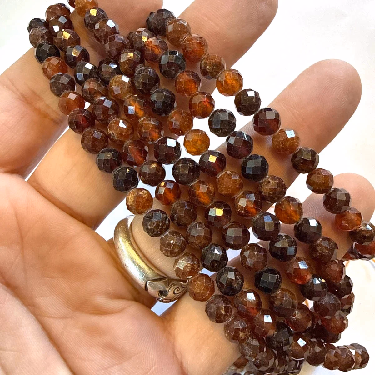 Garnet Faset Dizi 6 mm