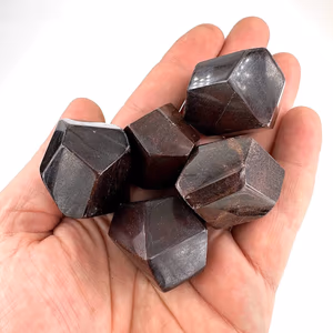 Garnet Tambur - Orijinal Şifalı Kristal - Görsel 1