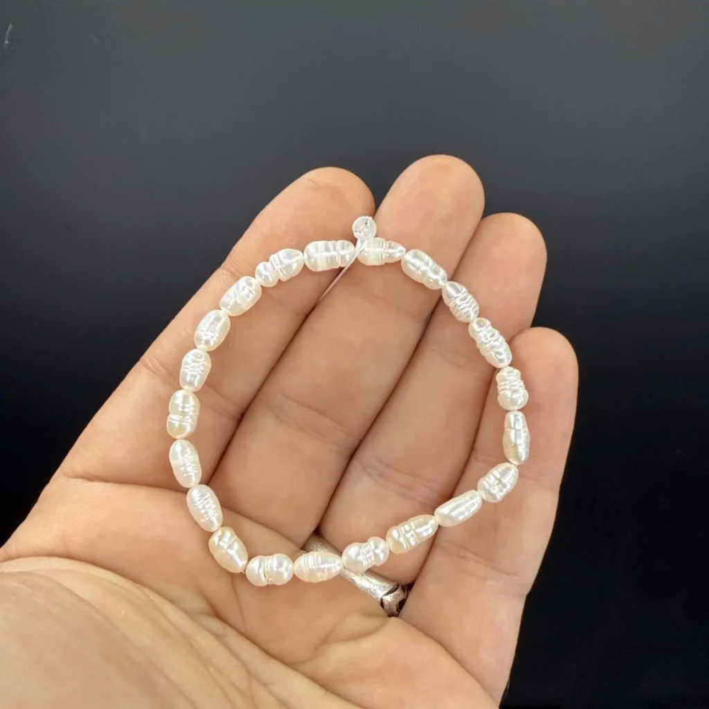 İnci Bileklik 4-5 mm İncele ve Satın Al İnci Bileklik 4-5 mm - Orijinal Doğal Taş ve Şifa Kristali Görsel 1