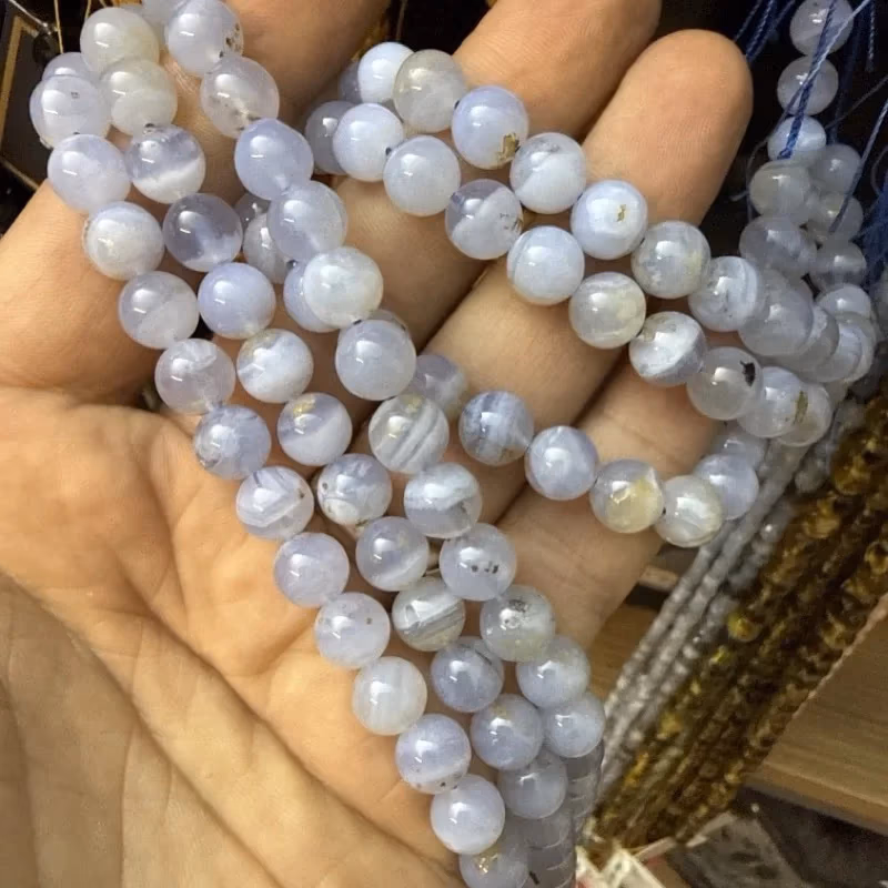 Kalsedon AA+ Dizi 8 mm İncele ve Satın Al Kalsedon AA+ Dizi 8 mm - Orijinal Doğal Taş ve Şifa Kristali Görsel 1