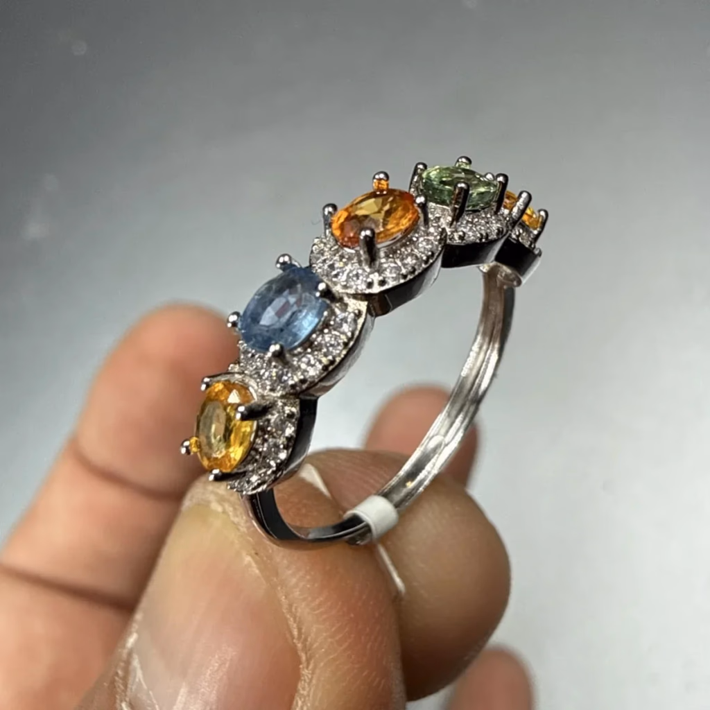 Multi Safir Yüzük Gümüş İncele ve Satın Al Multi Safir Yüzük Gümüş - Orijinal Doğal Taş ve Şifa Kristali Görsel 1