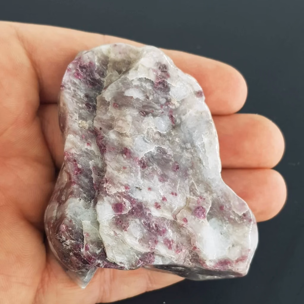 Pembe Turmalin Ham Taş İncele ve Satın Al Pembe Turmalin Ham Taş - Orijinal Doğal Taş ve Şifa Kristali Görsel 1