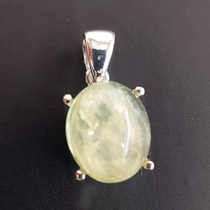 Prehnite Kolye Ucu (Gümüş) - Orijinal Şifalı Kristal - Görsel 1