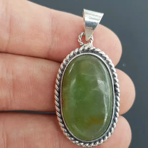 Prehnite Kolye Ucu (Gümüş) - Orijinal Şifalı Kristal - Görsel 2