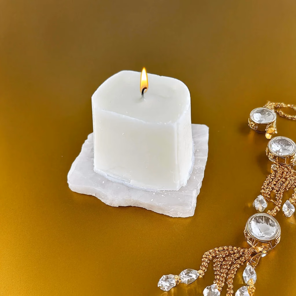 Premium Esanslı Sessiz Harmoni Kristal Kuvars Plaka Mum İncele ve Satın Al Premium Esanslı Sessiz Harmoni Kristal Kuvars Plaka Mum - Orijinal Doğal Taş ve Şifa Kristali Görsel 1
