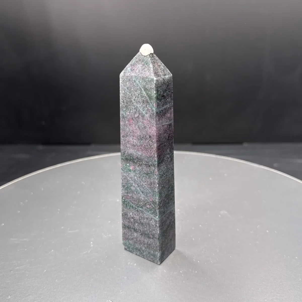 Ruby Kiyanit Obelisk