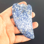 Sodalit Gua Sha Orijinal Kristal Detay Görseli 2