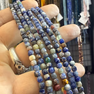 Sodalit Küp Dizi 4 mm - Orijinal Şifalı Kristal - Görsel 1