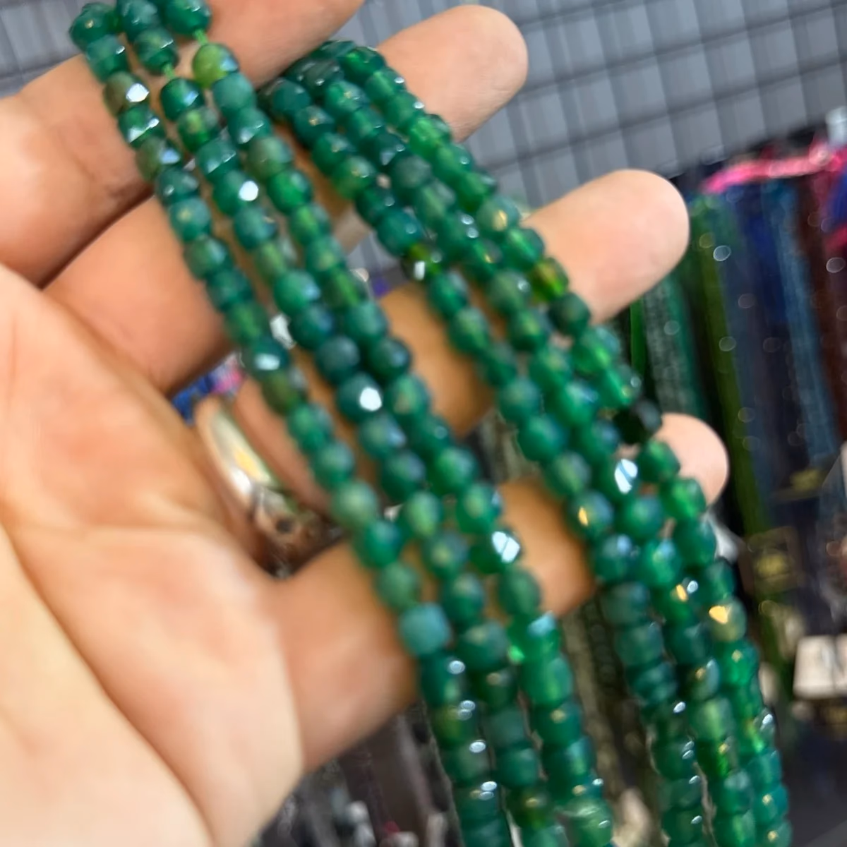 Yeşil Akik Dizi Küp 6 mm