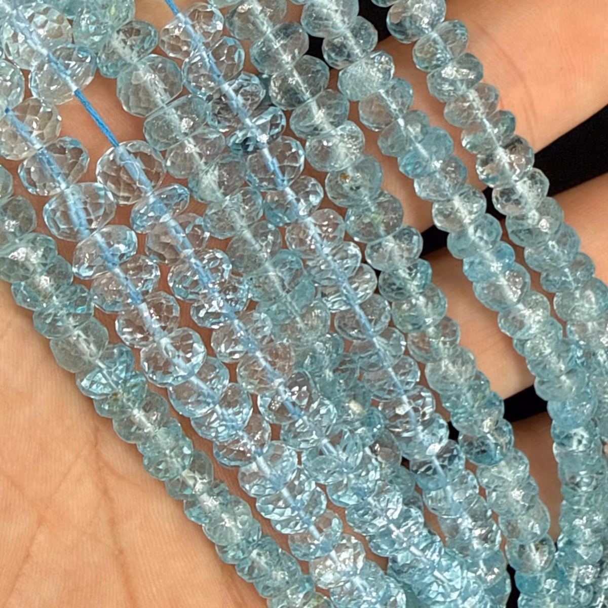 Mavi Topaz Dizi Rondela Faset 6x4mm AAA