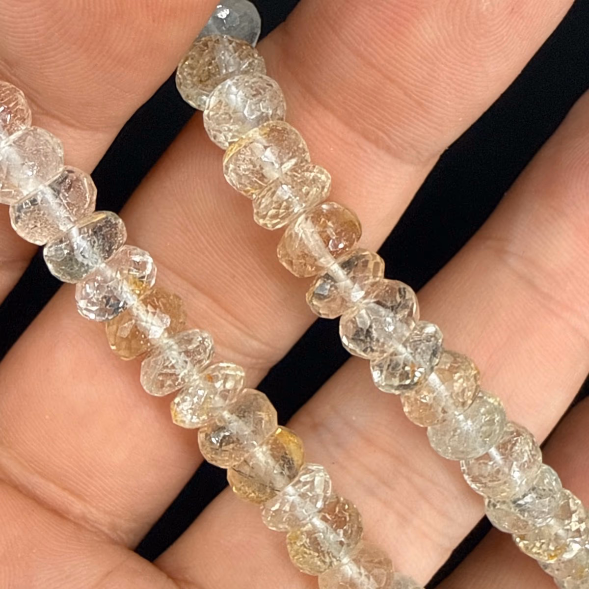 Topaz Dizi Rondela Faset 6x4mm AAA